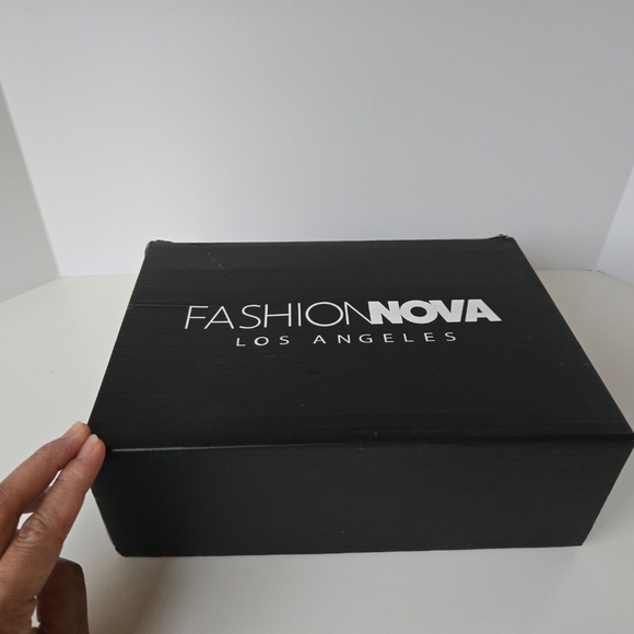 Fashion Nova Clear and Beige Heels - Picture 12 of 14